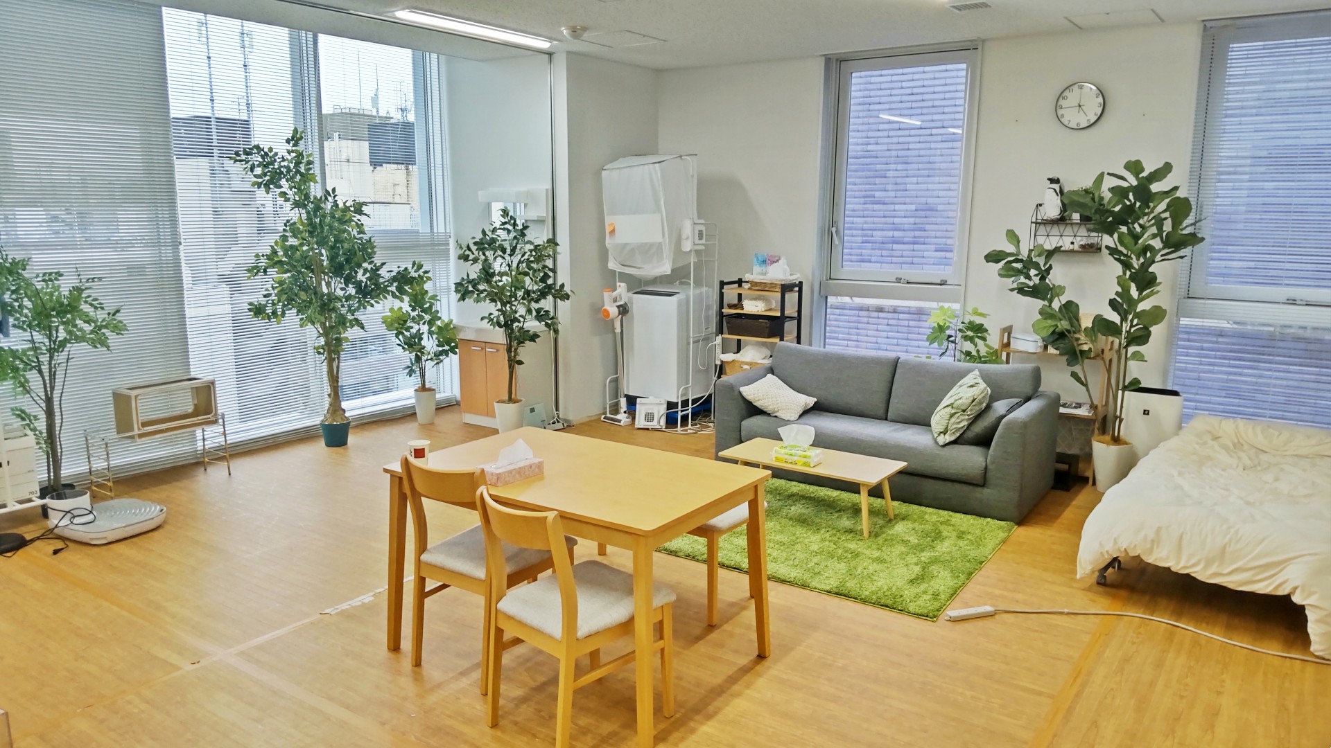 サンコー本社にある生活感溢れるワンルームを再現したハウススタジオ。